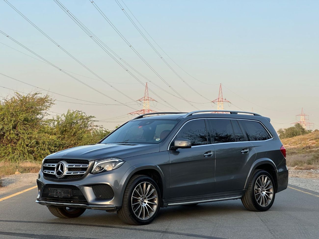 Mercedes-Benz GLS 500 Std 4.7L MERCEDES GLS-500 GCC 2019 FULL OPITION // PERFECT CONDITION