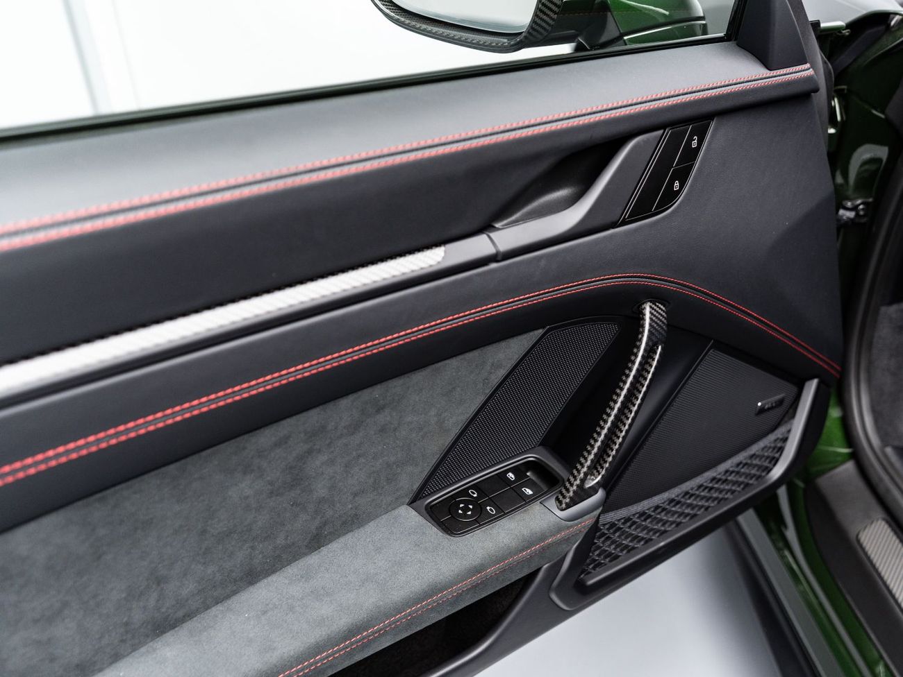 Porsche 911 The BEST Ramadan Offer in the UAE - Limited Time, February 2030 Porsche Warranty, GCC