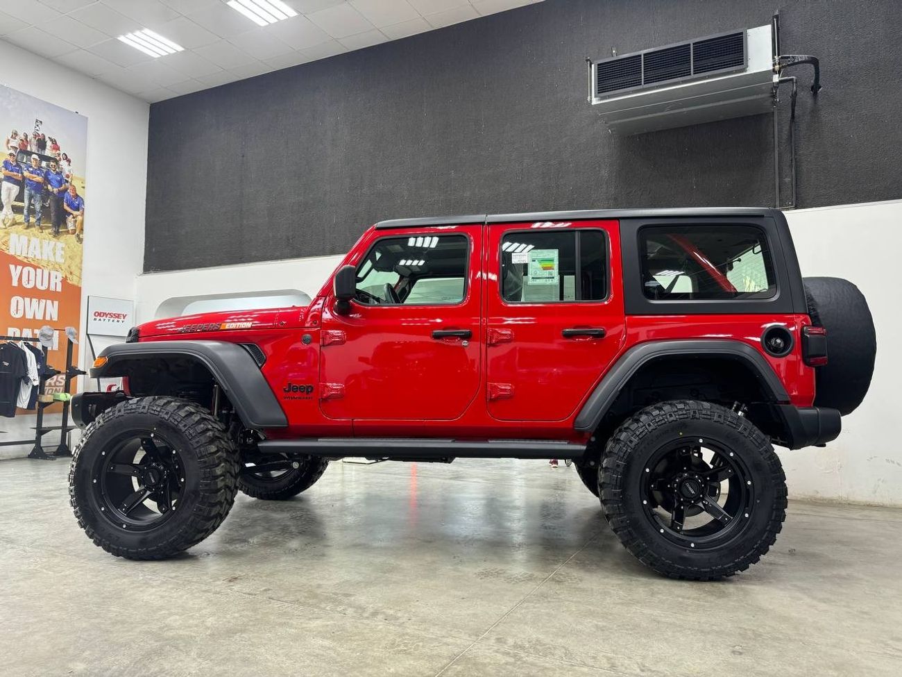Jeep Wrangler Unlimited Sport S 2.0L A/T