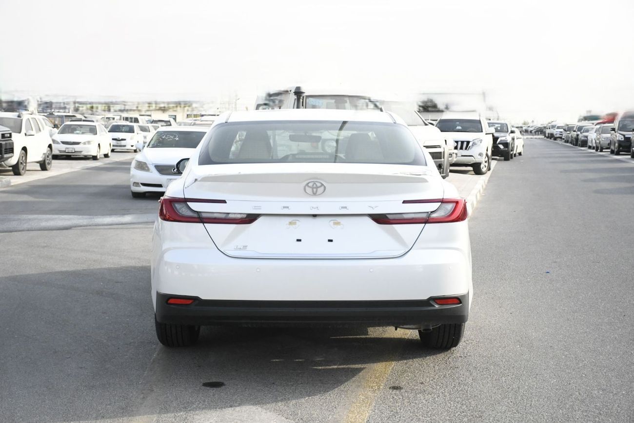 تويوتا كامري 2.5L LE Petrol GCC (Ready Stock)