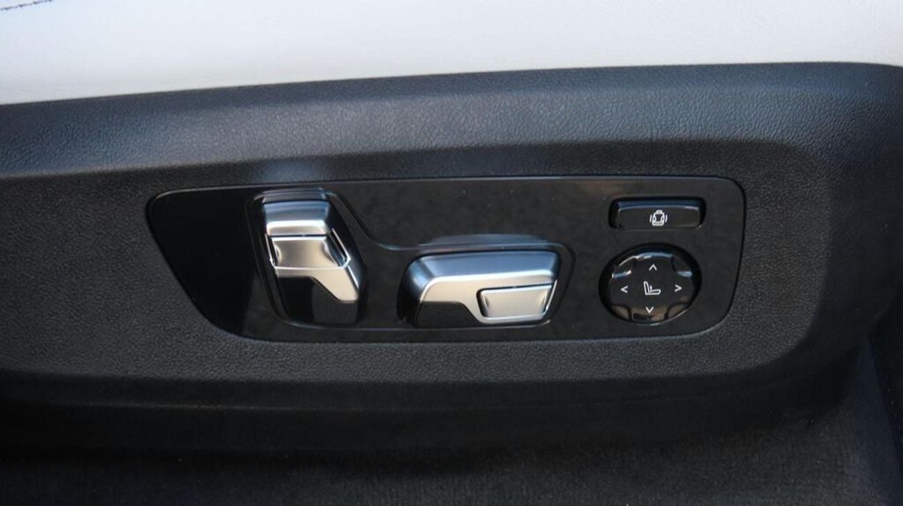 BMW X5M 4.4i V8 Competition Steptronic xDrive Euro 6 (s/s) 5dr (EXPORT ONLY) RIGHT HAND DRIVE