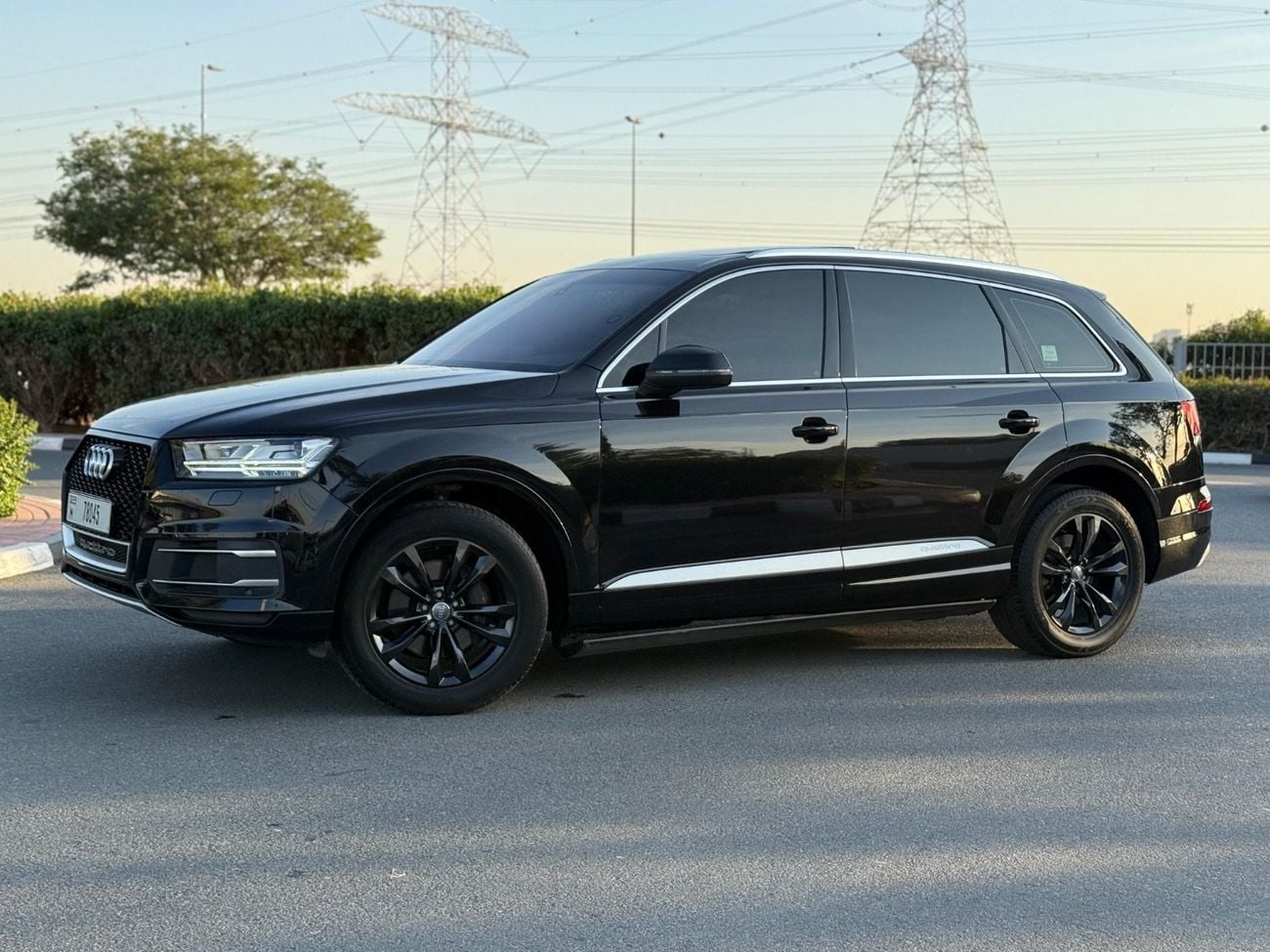 أودي Q7 45 TFSI quattro S-Line 3.0L