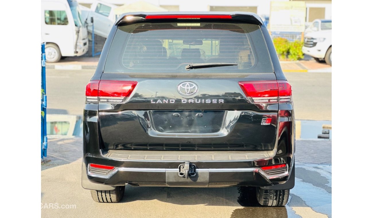 Toyota Land Cruiser GXR