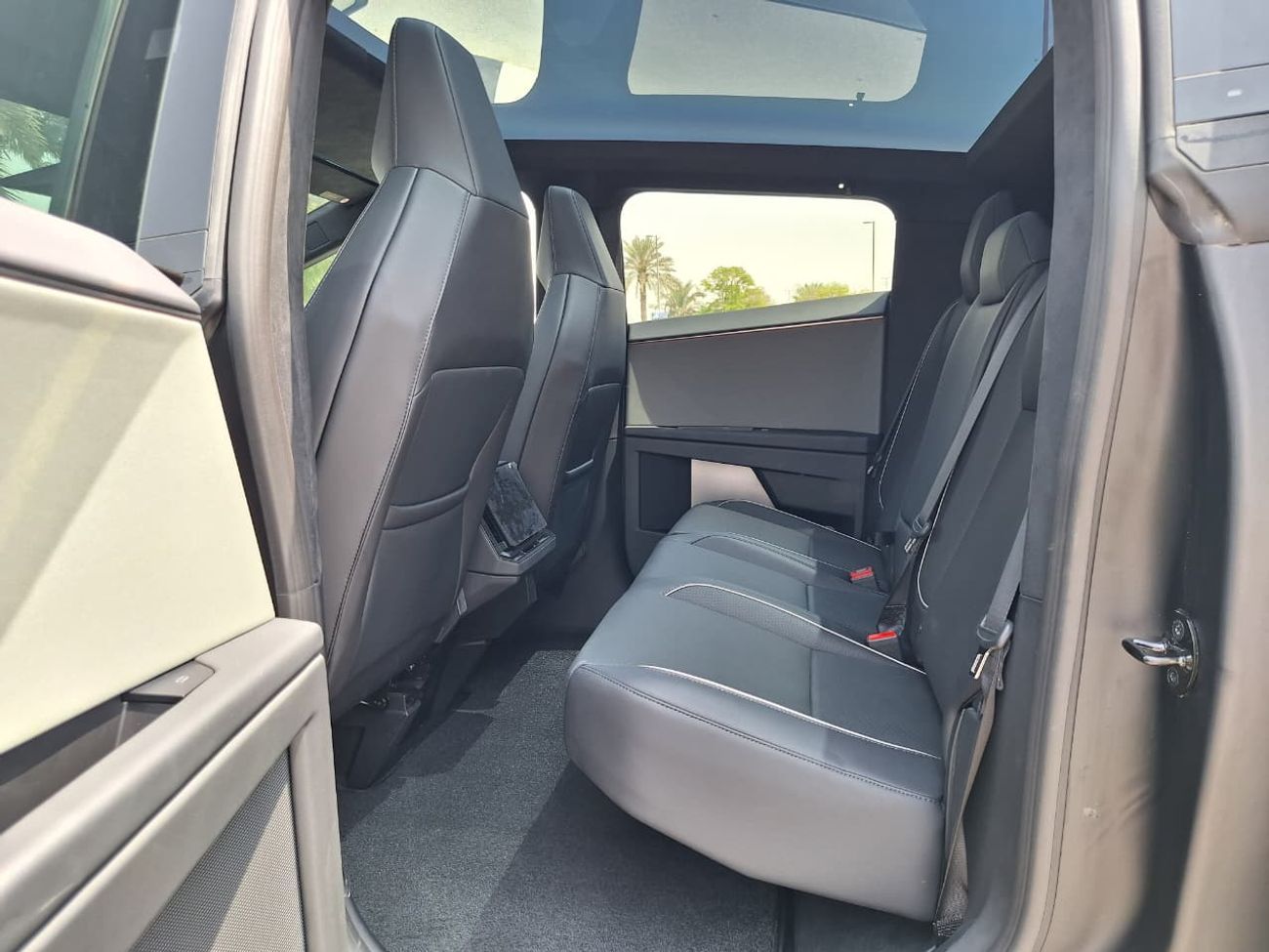 تسلا سايبرتراك Cyberbeast