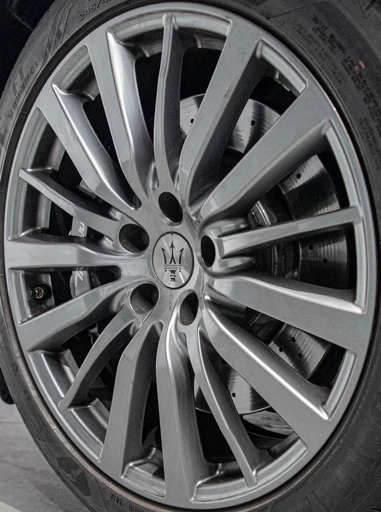 Maserati Ghibli GT Hybrid 2.0L