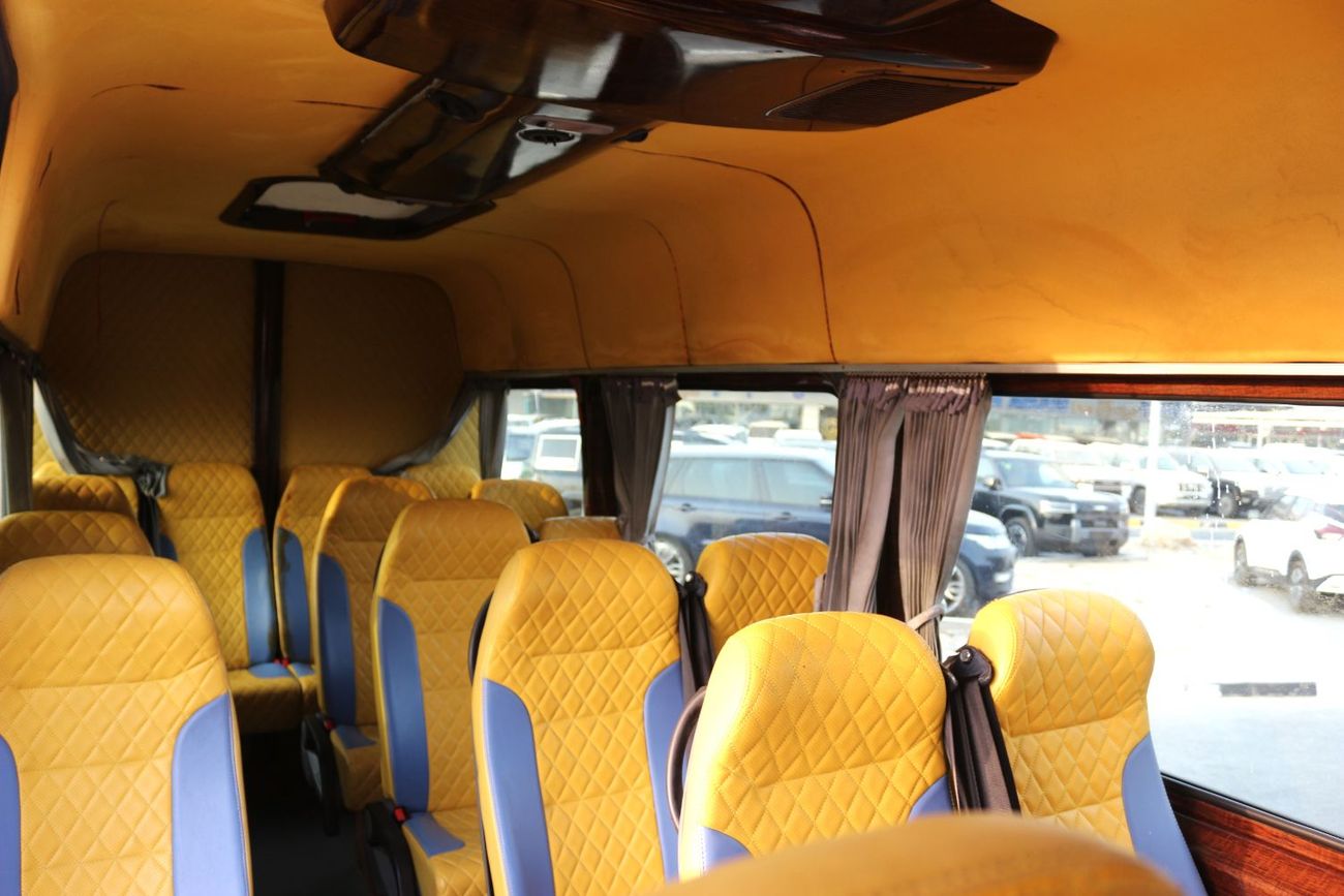 مرسيدس بنز سبرينتر MERCEDES SPRINTER 2009 AUTOMATIC PETROL 18 SEATS