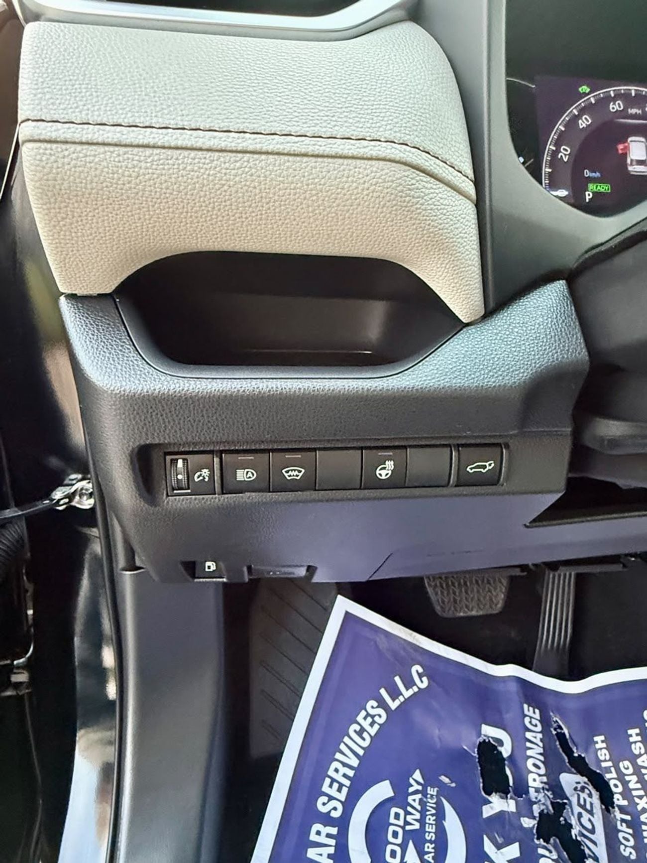 تويوتا راف ٤ XLE HEV RAV4 XLE Premium HV AWD 4X4