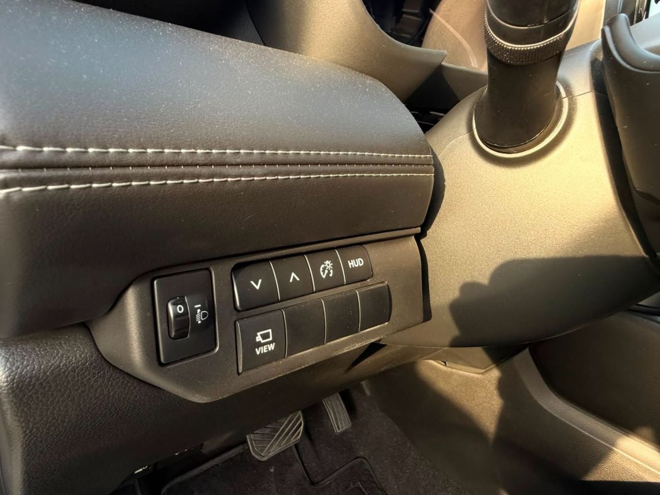 Suzuki Grand Vitara GLX FROM OFFICIAL DEALER AL ROSTAMANI TRADING CO. INCLUDING 1 YEAR / 20,000 KM FREE SERVICE