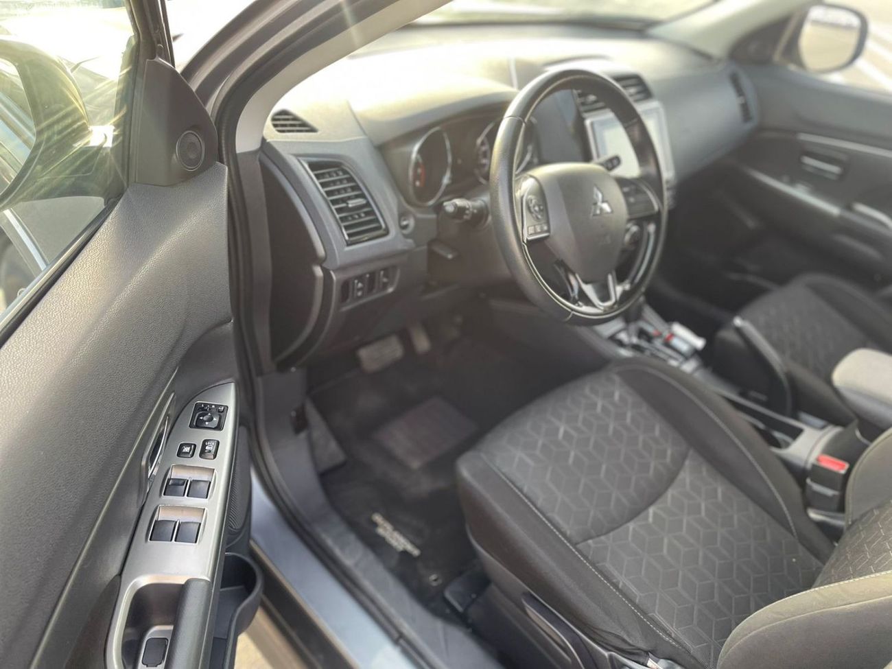 Mitsubishi ASX 2021 Mitsubishi ASX Outlander Sports SE 2.0L V4 - AWD 4x4 - USA Specs