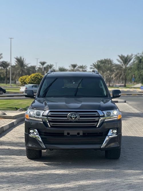 Toyota Land Cruiser Sahara export from Australia