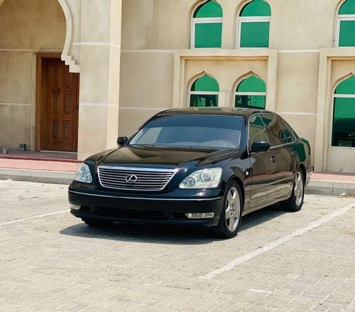 لكزس LS 430 السياره بحاله ممتازه جدا لا تحتاج إلى أي مصاريف