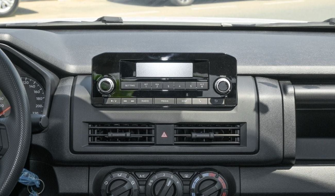 ميتسوبيشي L200 Brand New Mitsubishi L200 2.4L Petrol GLX| Grey/Black | M/T | Euro 5 | 4WD | 2024