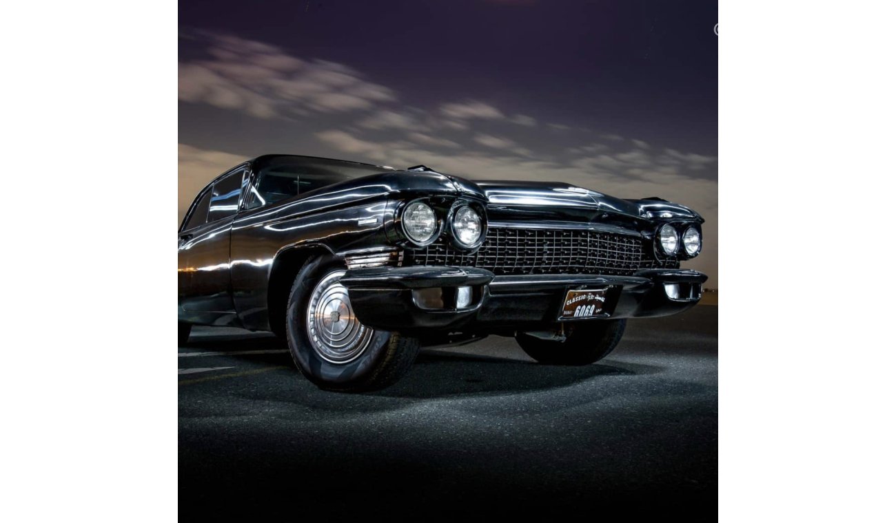 Cadillac Coupe Deville