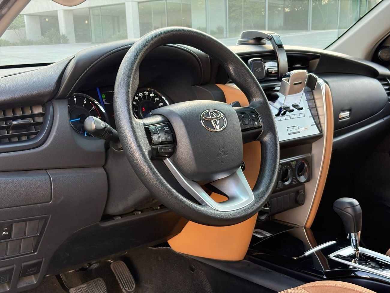 Toyota Fortuner EXR 2.7L (160 HP) AED 1,440 P.M | 0% DOWN PAYMENT | TOYOTA FORTUNER EXR | 2.7L I4 4WD | 2020 | FULL