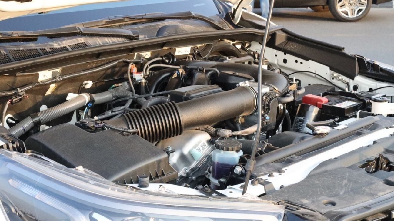 تويوتا هيلوكس STD DC TRD 4.0L AWD
