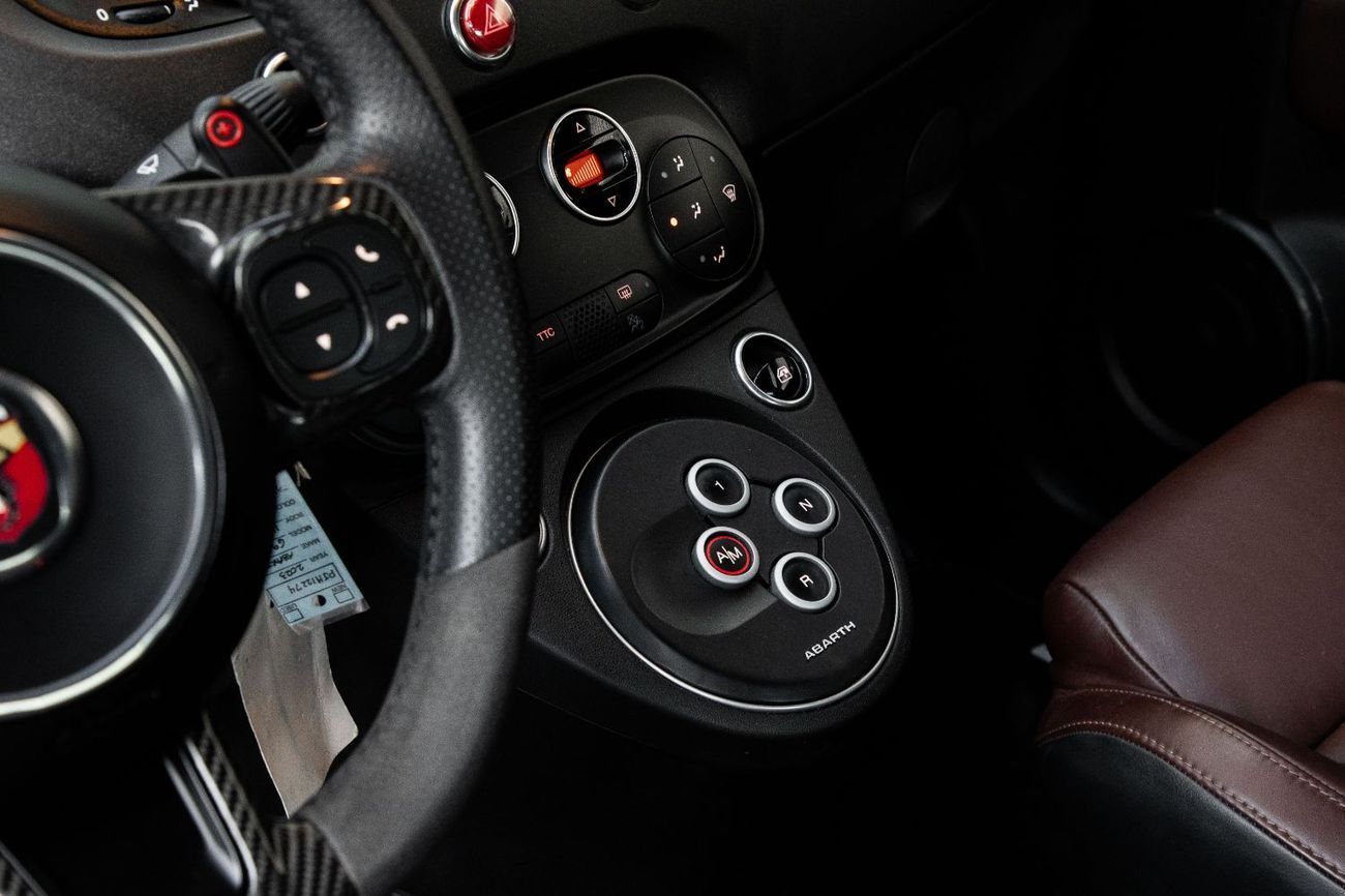 Abarth 695 Turismo Cabrio | 1,273 P.M | 0% Downpayment | Spectacular Condition!