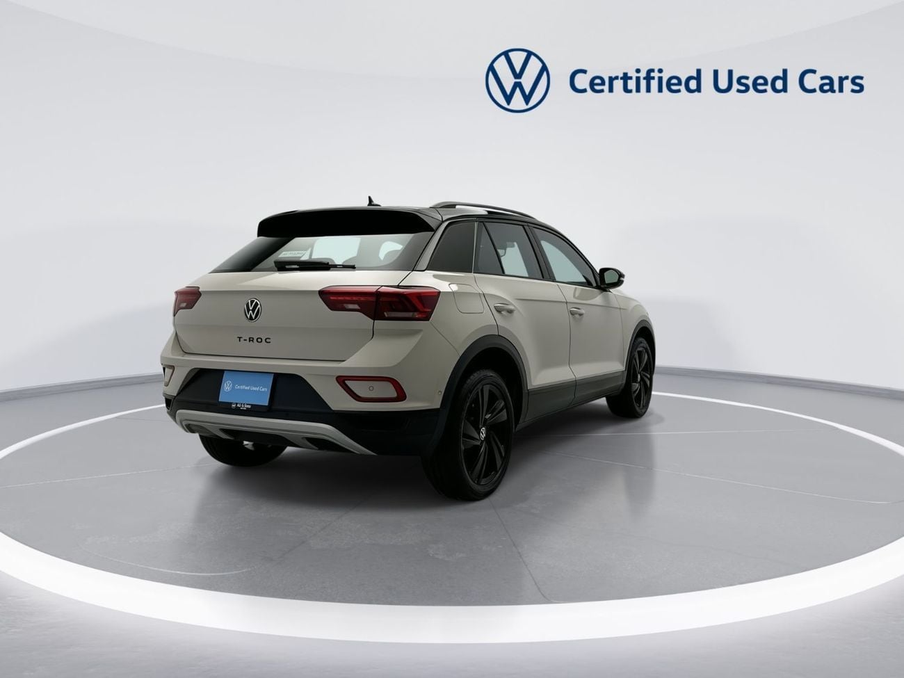 Volkswagen T-ROC Style 1.4L Style without Sunroof w/ Black Style (Ref#34595) / 27,100 AED SAVINGS from New Car