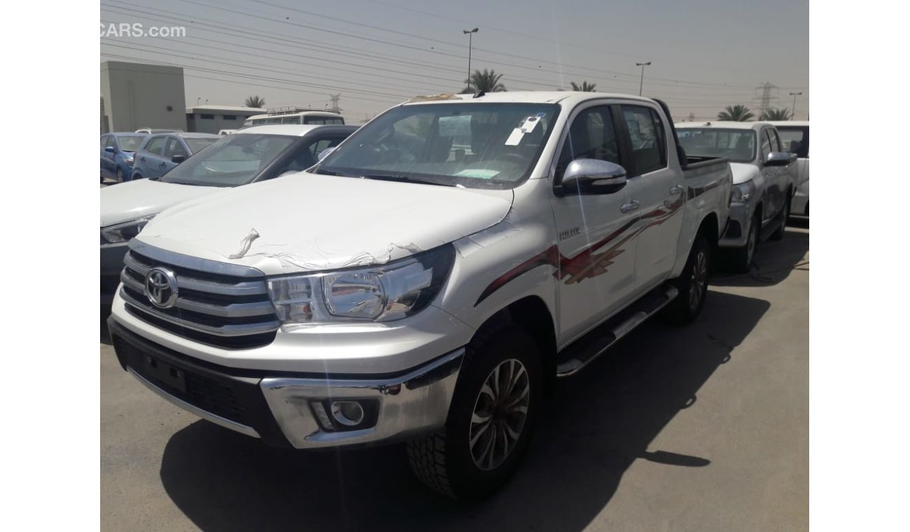 Toyota Hilux full option petrol