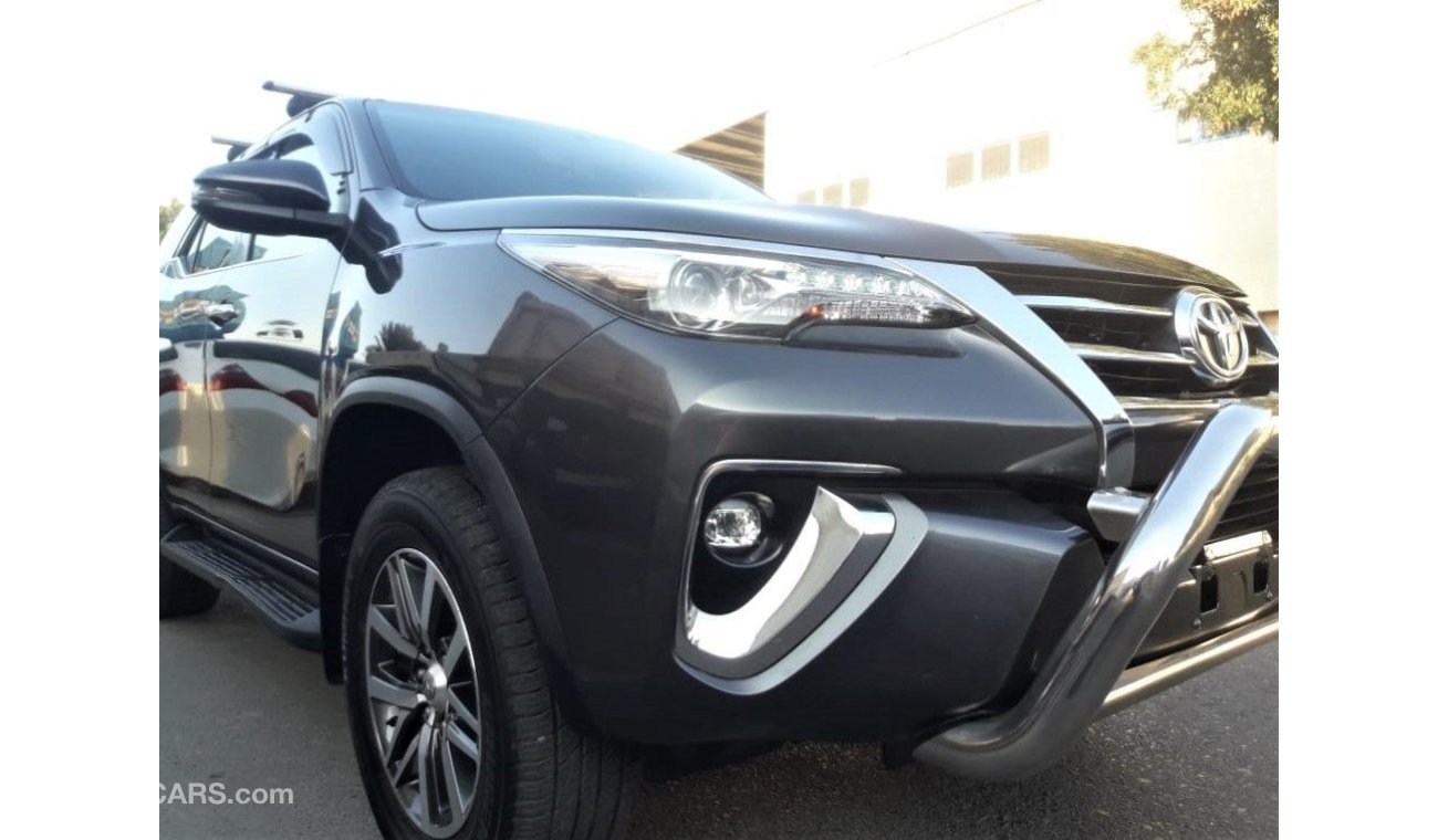 تويوتا فورتونر Toyota Fortuner RIGHT HAND DRIVE (Stock no PM 818)