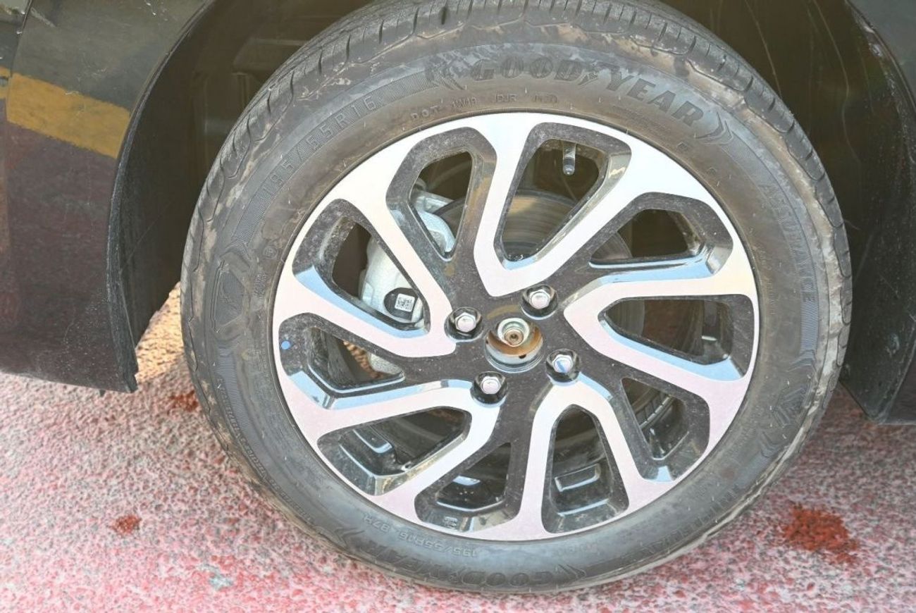 Suzuki Baleno Suzuki Baleno GLX 1.5L Petrol, Hatchback, FWD, 5Doors Features: 360 Camera, HUD, Cruise Control, Pus