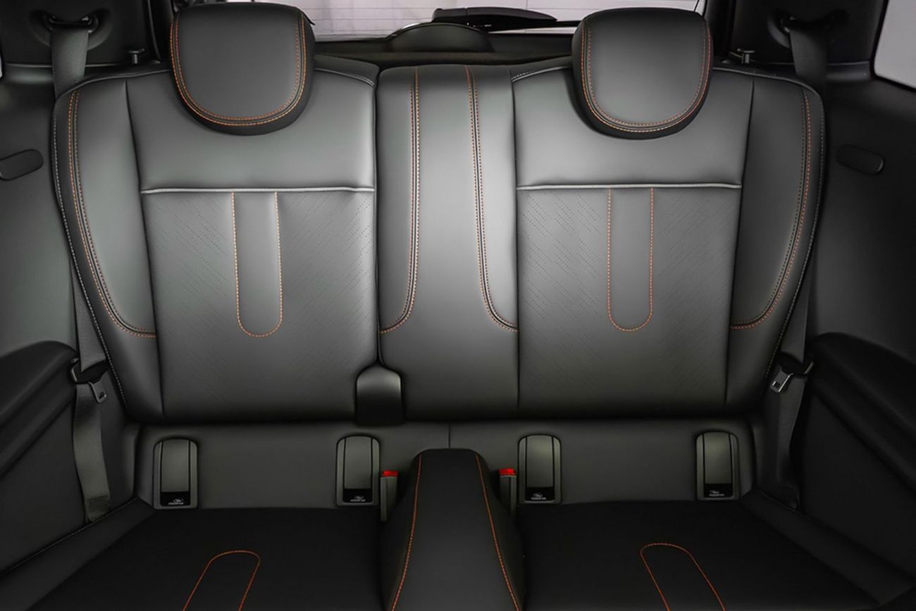 Mini Cooper S JCW (2.0L · 4 Cyl · Automatic · Petrol · Hatchback · Front Wheel Drive · 4 Seats · 3 Door)