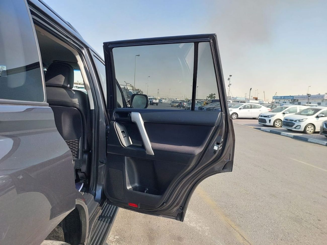 Toyota Land Cruiser (RAMADAN OFFER) TOYOTA LAND CRUISER PRADO SUV RHD 2019 MODEL 2.8 L DIESEL AUTOMATIC(PM32837)