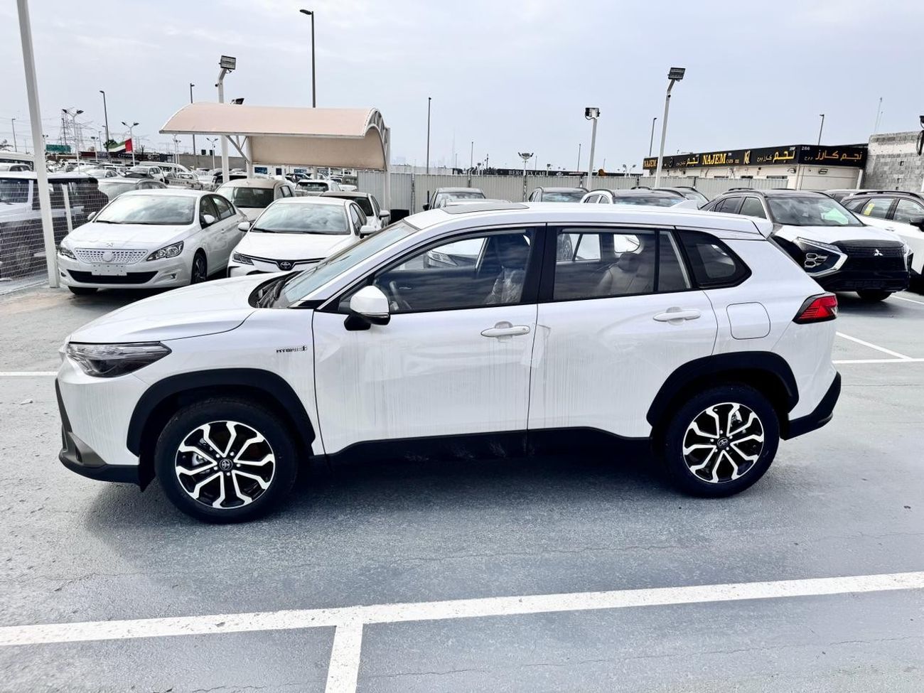 Toyota Corolla Cross 2.0 Hybrid Full Option