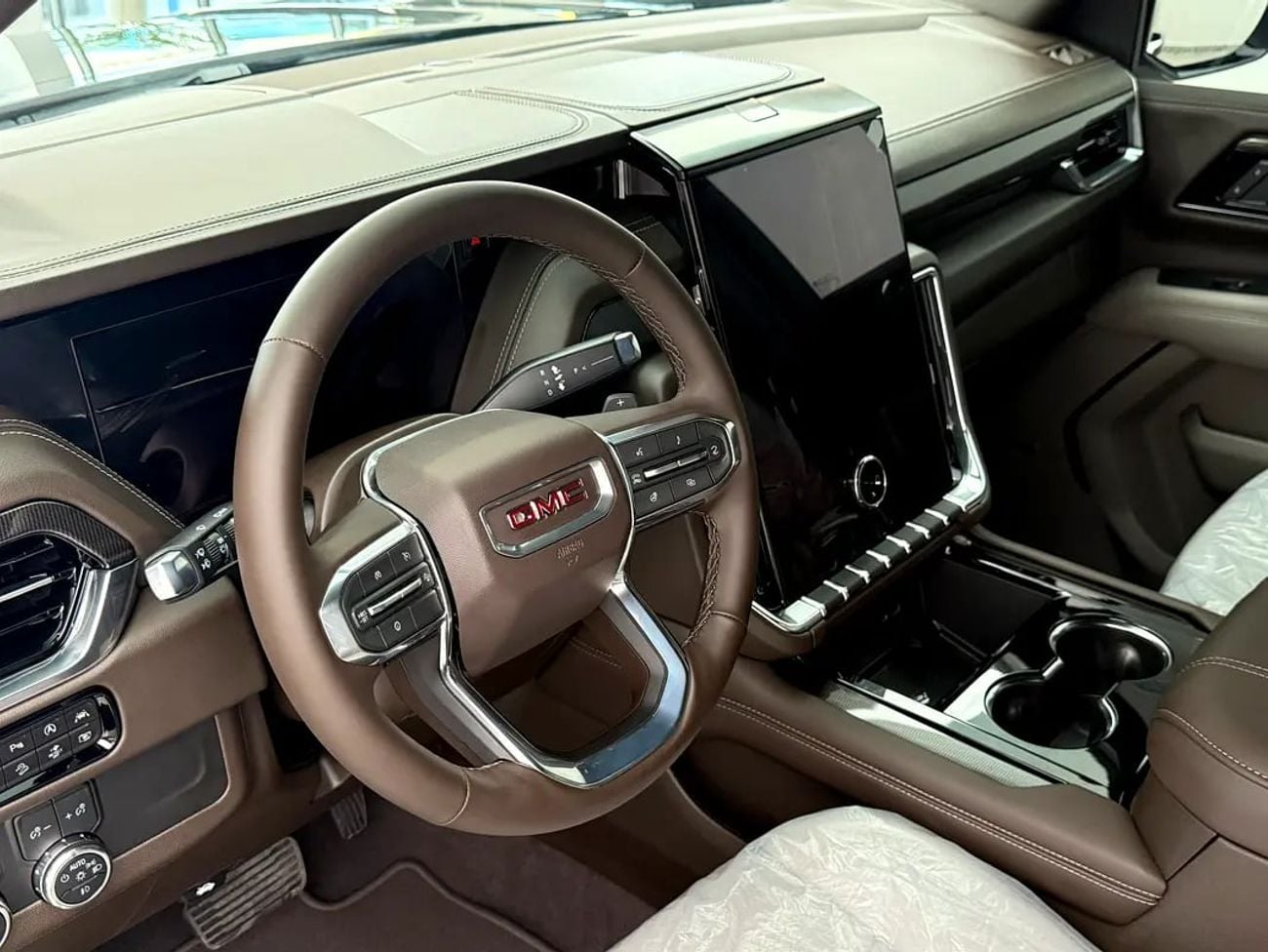 GMC Yukon Elevation - GCC Specs - Brand New!