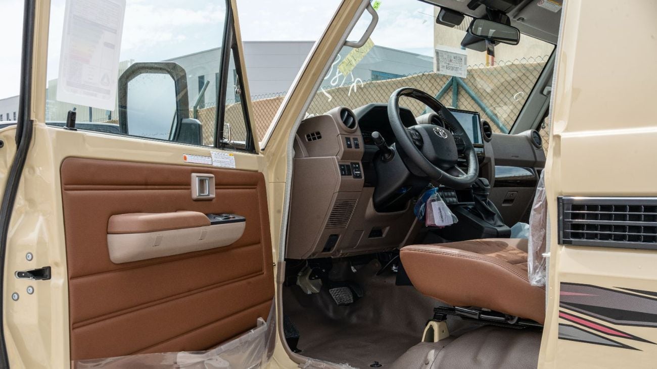 تويوتا لاند كروزر بيك آب 2026 Toyota LC79 2.8L AT Diesel (Beige-Brown) Full Option