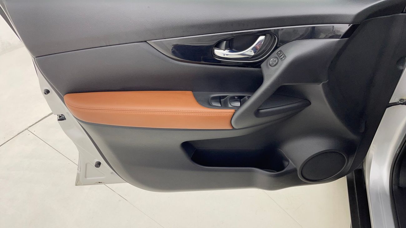 نيسان إكس تريل SL 2.5 | بدون دفعة مقدمة | اختبار القيادة في المنزل