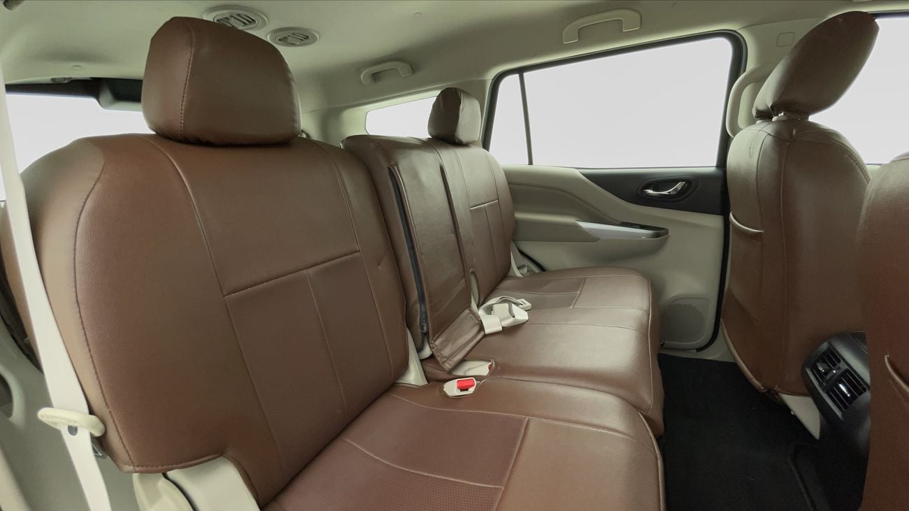 نيسان إكستيرا TITANIUM 2.5 | بدون دفعة مقدمة | اختبار القيادة في المنزل