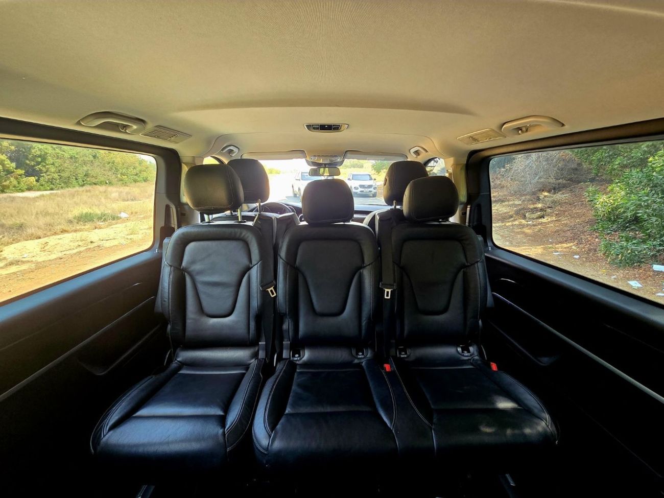 Mercedes-Benz V 250 Std 2.1L MERCEDES V-250 2017 GCC FULL OPITION // PERFECT CONDITION