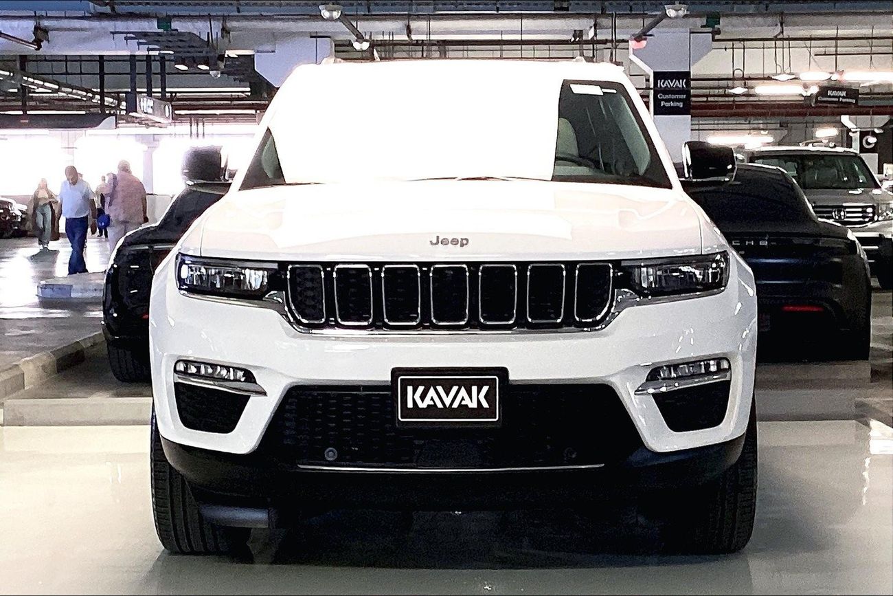 جيب جراند شيروكي Limited Plus | شامل الضمان | 0 ﺪﻔﻋﺓ ﺃﻮﻟﻯ