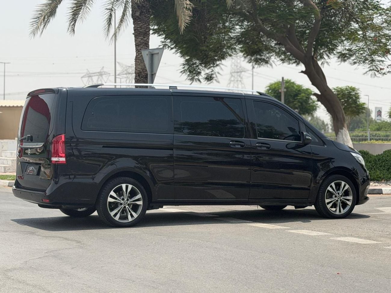 مرسيدس بنز V 250 AVANTGARDE LWB