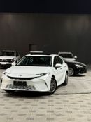 Toyota Camry (*تويوتا كامري هايبرد/ لاكجري*) *موديل* : 2025 *السعر* : 105.000 درهم  *ممشي* : صفر ك/م  (*مواصفات خ