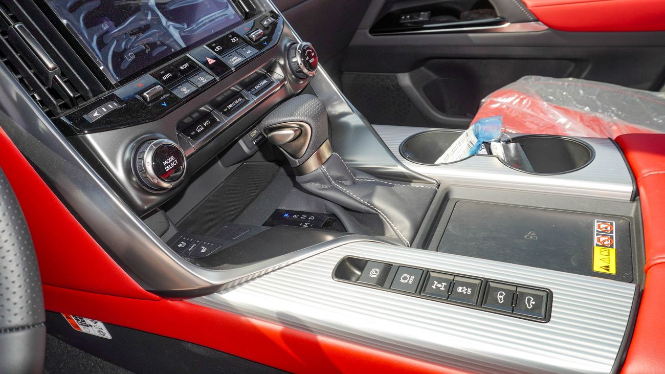 Lexus LX 600 FSport 3.5L V6  5 Seater