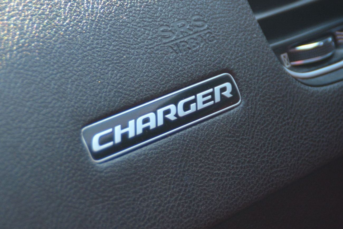 دودج تشارجر R/T Mid 5.7L