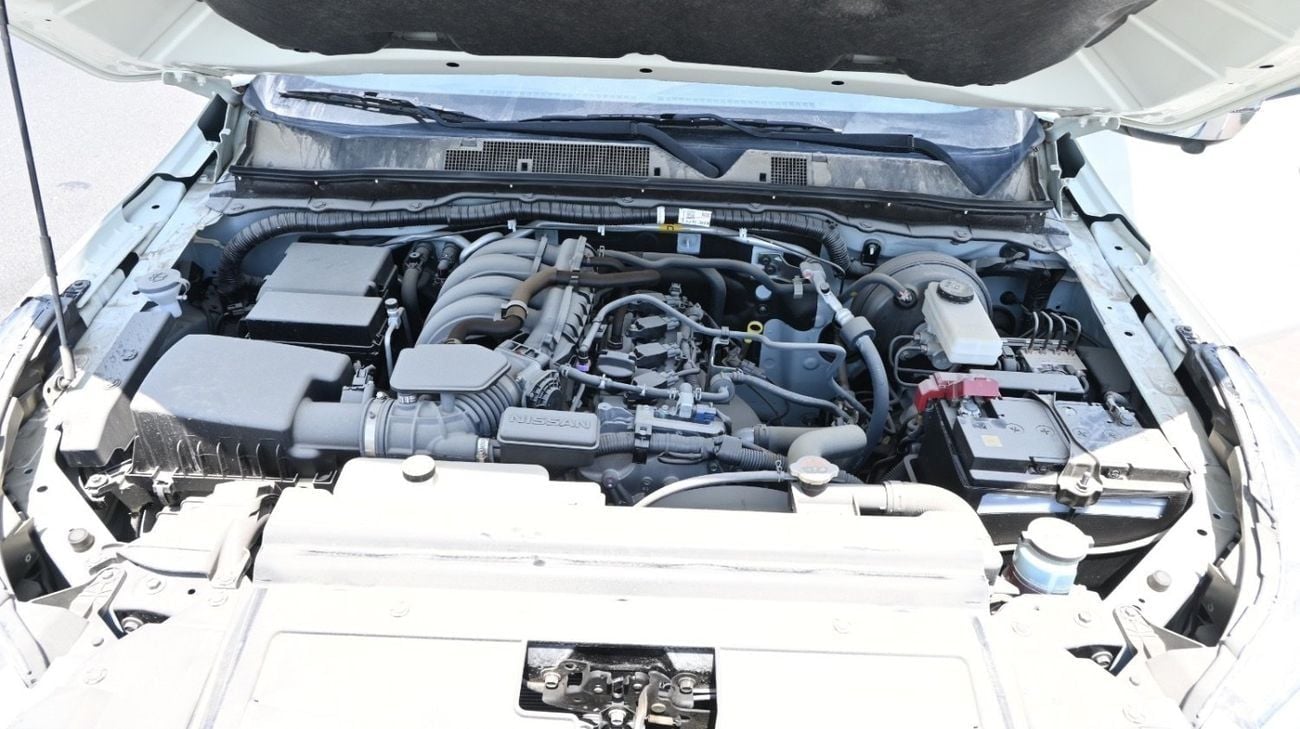 Nissan XTerra Platinum 2.5L AWD