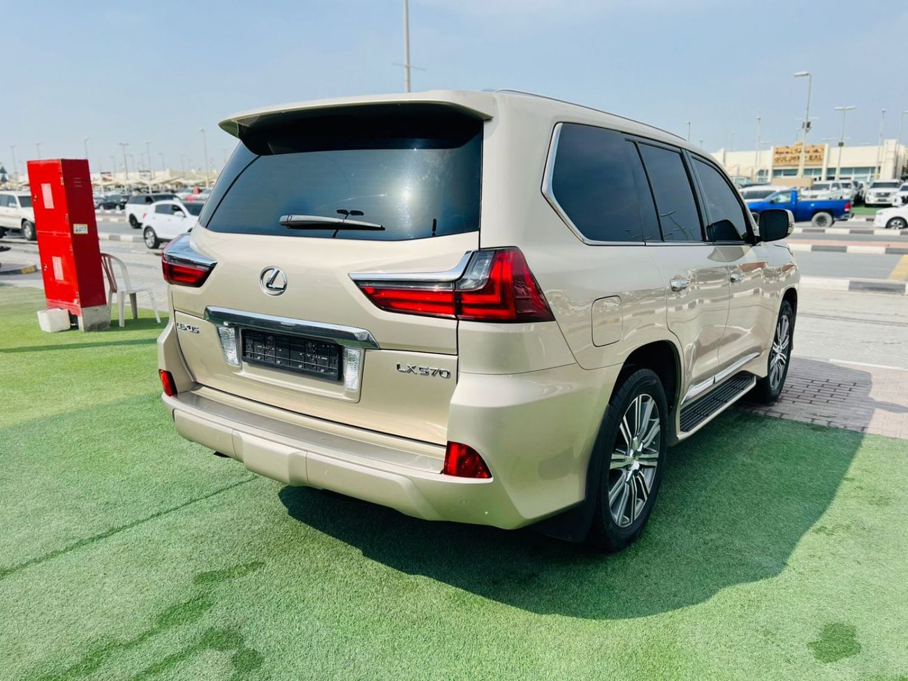 Lexus LX 570 LEXUS LX 570 2016 Prestige 5.7L/V8