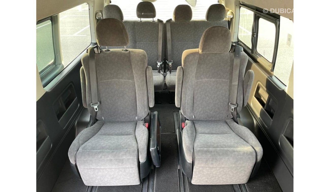 Toyota Hiace 2015 I Luxury I 11 Seats I Ref#79