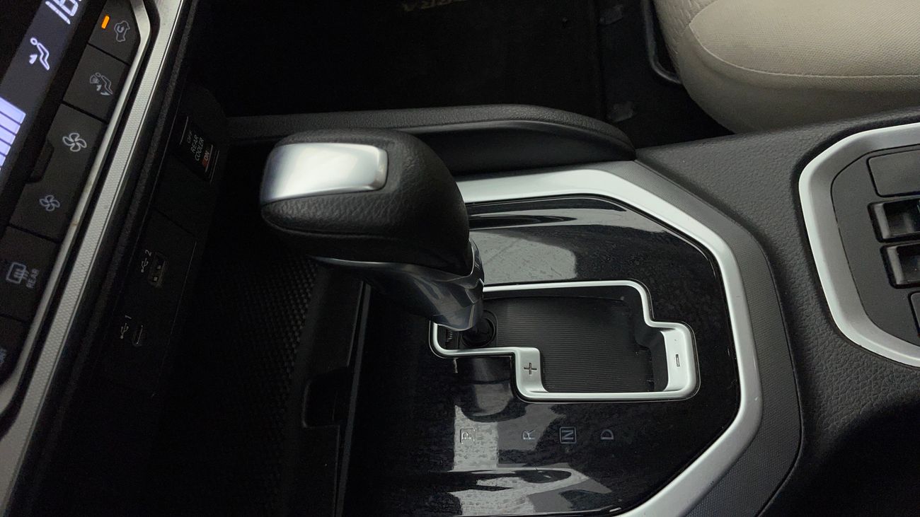 نيسان إكستيرا TITANIUM 2.5 | بدون دفعة مقدمة | اختبار القيادة في المنزل