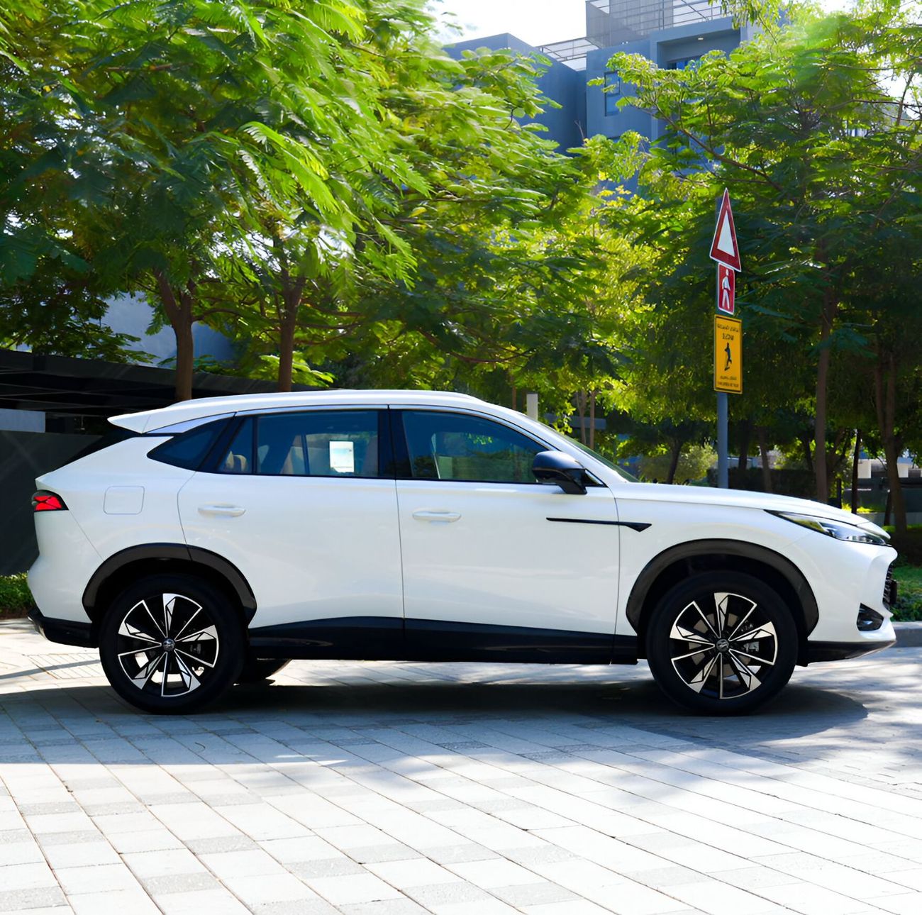 MG HS 6 years Warranty @ official dealer - Free Service - Free Registration