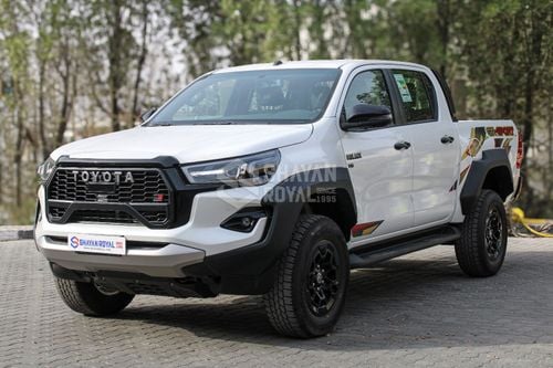 تويوتا هيلوكس LHD 4.0L PET V6 GR-SPORT 4WD AT DC 2025MY