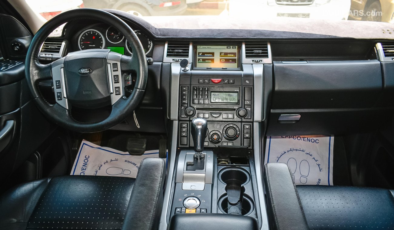 Land Rover Range Rover Sport HSE With Supercharged badge