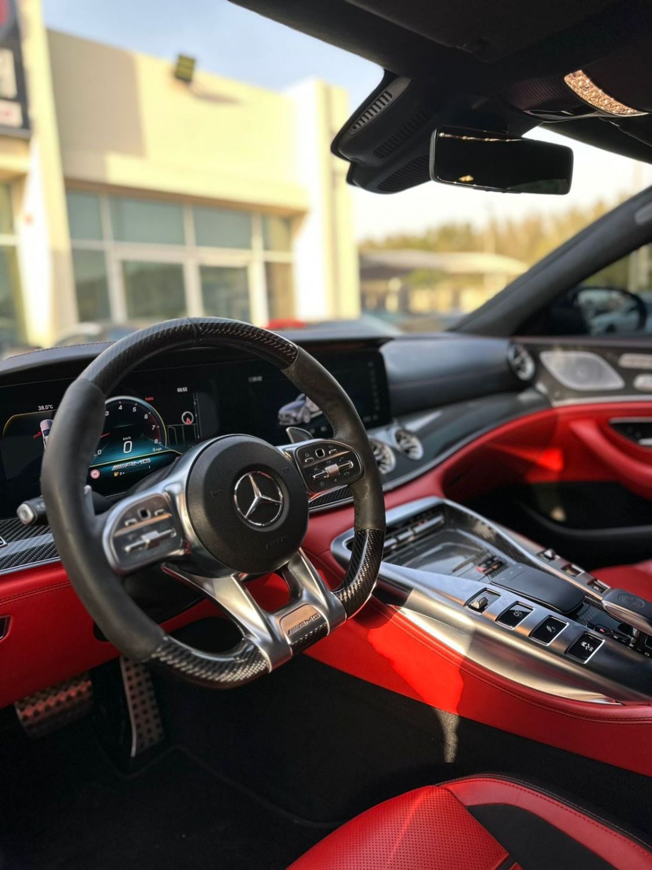 مرسيدس بنز GT 63 S مرسيدس بنز GT63S 2020 وارد أمريكا بحاله ممتازه فل ابشن ضمان شاسيه جير ماكينه