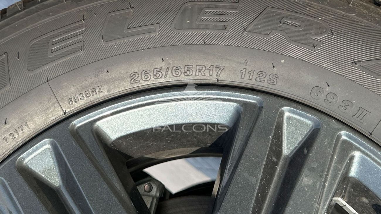 Toyota Hilux Toyota/HILUX P DC 4WD/ 2.7L MEDIUM 6AT