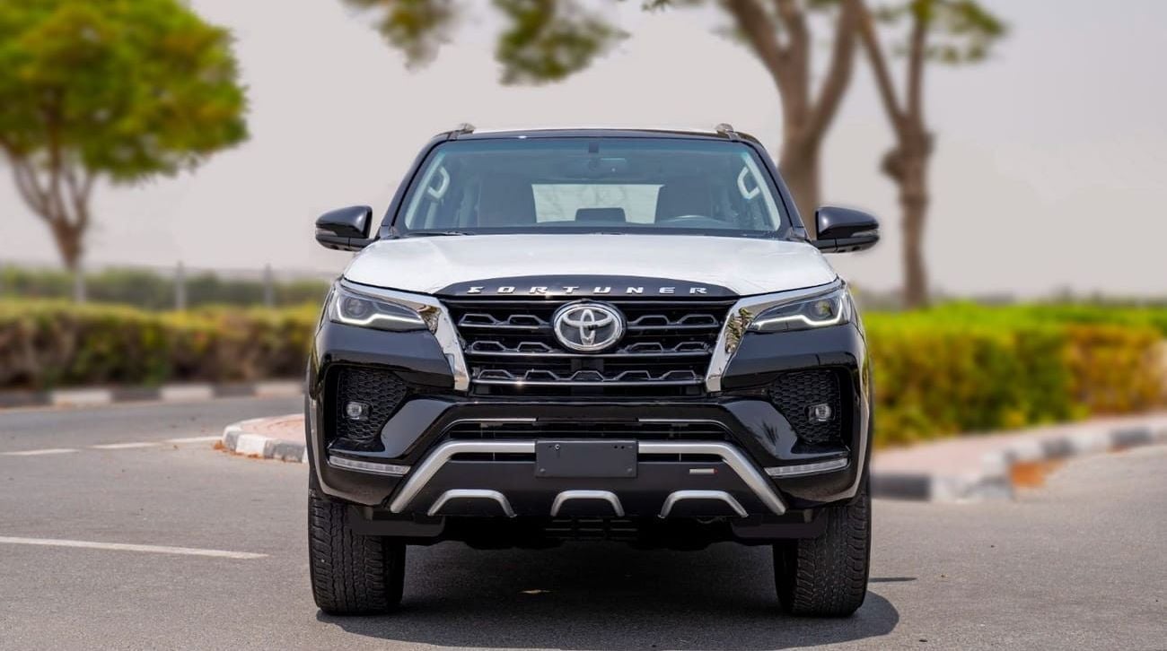 تويوتا فورتونر FORTUNER SR5 4.0L V6 PETROL