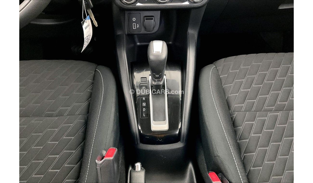 نيسان كيكس SV