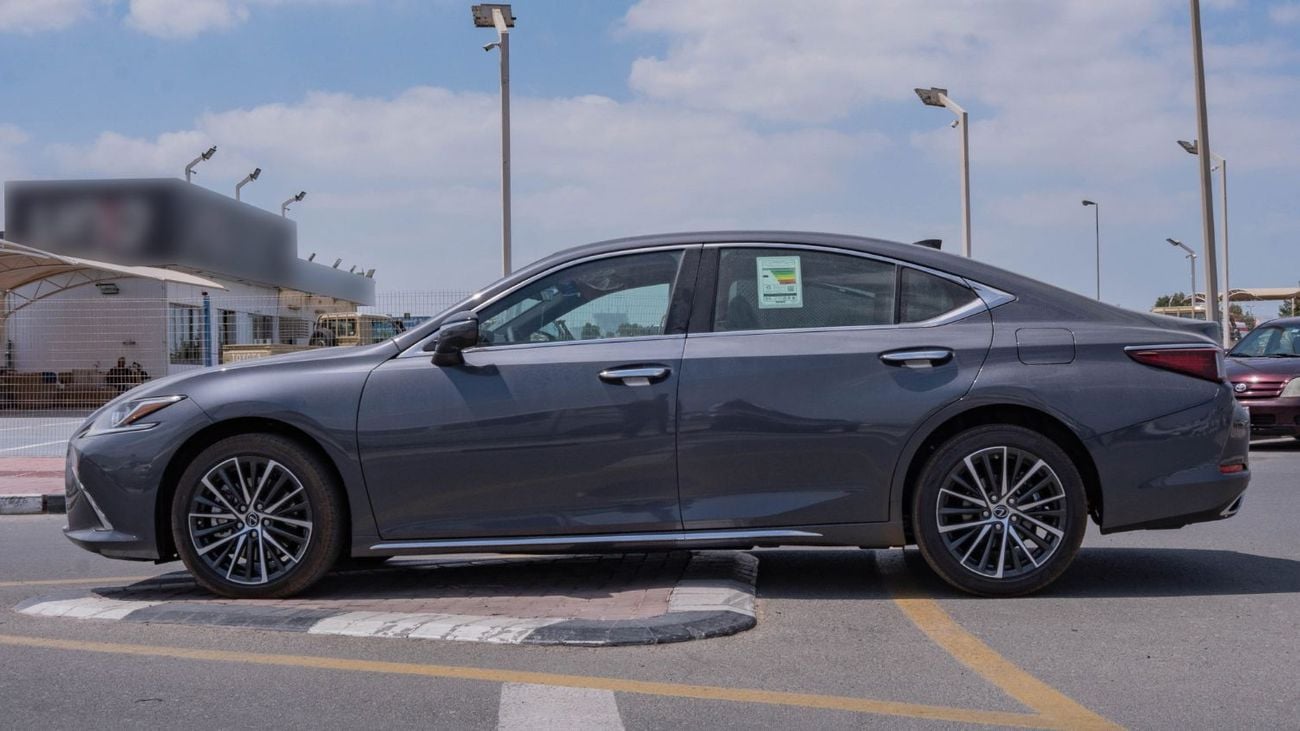 لكزس ES 350 2025 Lexus ES350 3.5L AT Petrol
