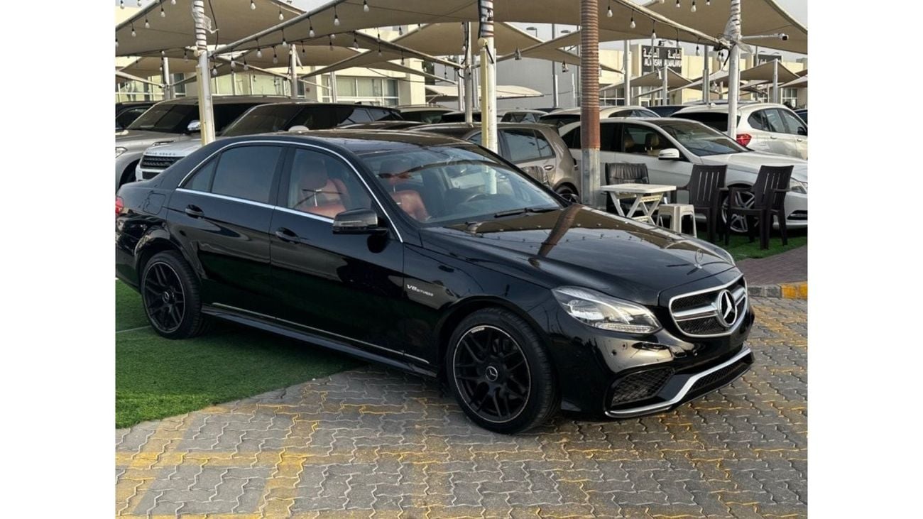 مرسيدس بنز E 350 موديل 2016 حاله ممتازه من الداخل والخارج فل مواصفات فتحه وجلد ومثبت سرعه وتحكم كهربي كأمل ونظام صوت